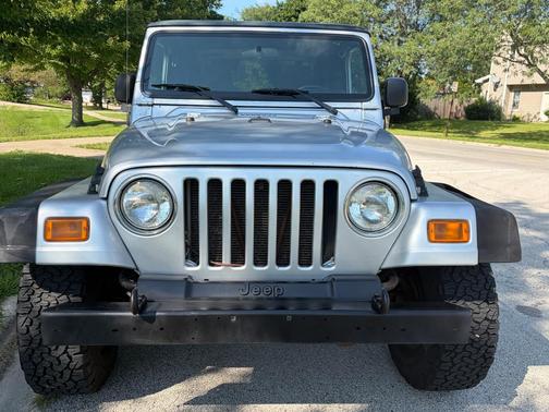 Silver 2005 Jeep Wrangler X
