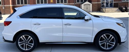 2018 Acura MDX 3.5L w/Advance Package