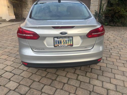 Silver 2015 Ford Focus SE