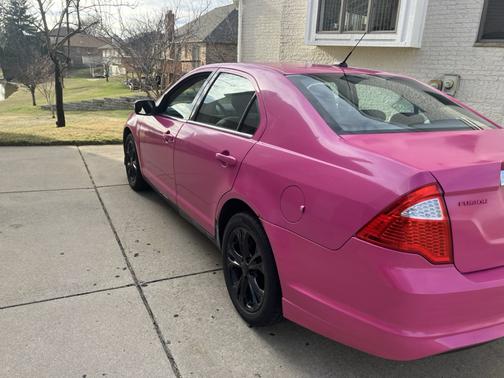 Pink 2010 Ford Fusion SEL
