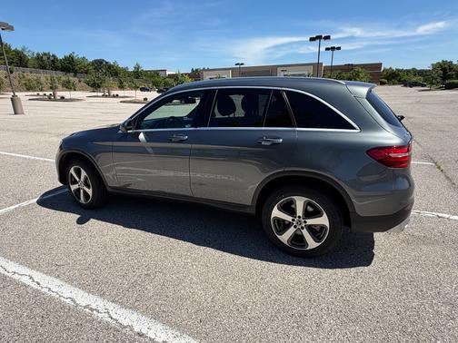 Gray 2018 Mercedes-Benz GLC 300 4MATIC