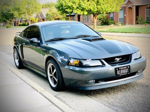 2003 Ford Mustang Mach I