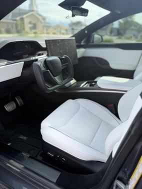 Gray 2023 Tesla Model S Plaid