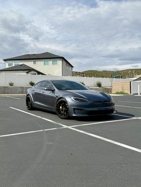 Gray 2023 Tesla Model S Plaid