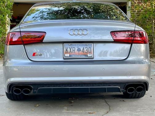 Photo 4 of 13 of 2017 Audi S6 4.0T Premium Plus