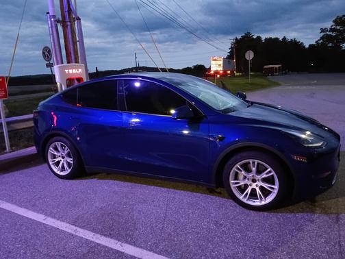 Blue 2023 Tesla Model Y Long Range