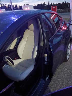 Blue 2023 Tesla Model Y Long Range