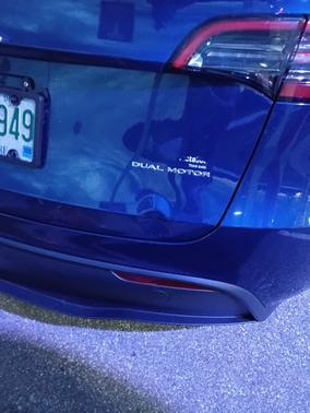 Blue 2023 Tesla Model Y Long Range