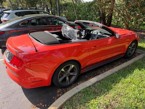 2015 Ford Mustang V6