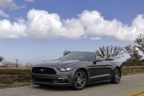 2017 Ford Mustang EcoBoost Premium