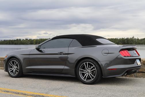 2017 Ford Mustang EcoBoost Premium