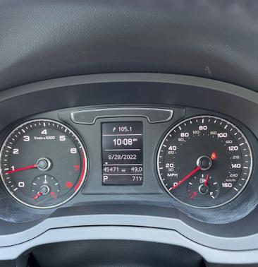 Photo 5 of 12 of 2018 Audi Q3 2.0T Sport Premium