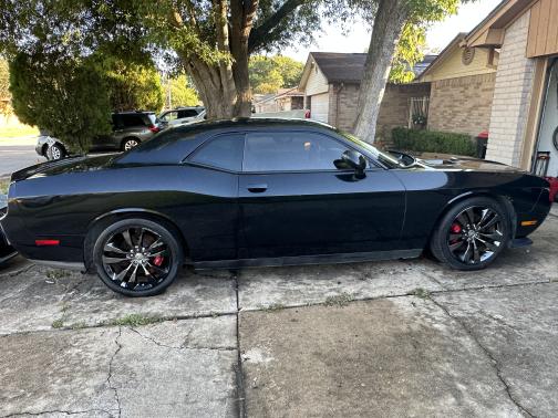 2014 Dodge Challenger SRT8