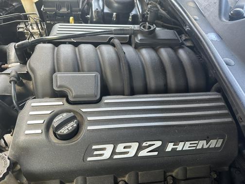2014 Dodge Challenger SRT8