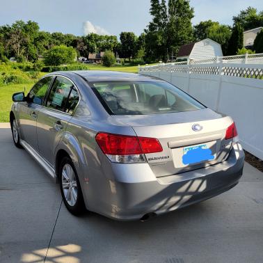 2010 Subaru Legacy 2.5 i Premium