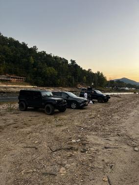 Gray 2017 Jeep Wrangler Unlimited Sport