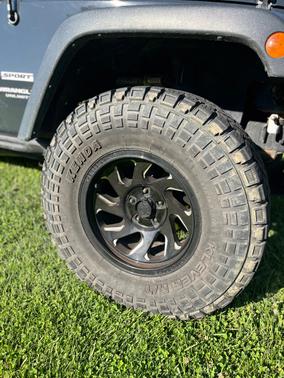 Gray 2017 Jeep Wrangler Unlimited Sport