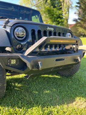 Gray 2017 Jeep Wrangler Unlimited Sport