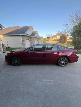 Red 2019 Toyota Avalon XSE