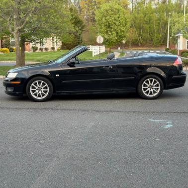 Black 2005 Saab 9-3 Arc