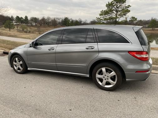 2011 Mercedes-Benz R-Class R 350 BlueTEC 4MATIC