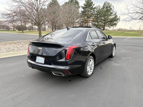 2021 Cadillac CT4 Luxury