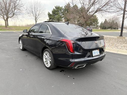 2021 Cadillac CT4 Luxury