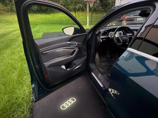 Blue 2019 Audi e-tron Premium Plus