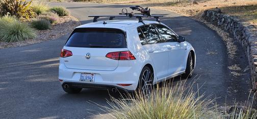 2017 Volkswagen Golf GTI Sport 4-Door