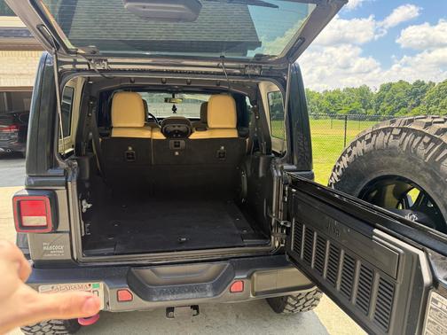 Black 2018 Jeep Wrangler Unlimited Rubicon