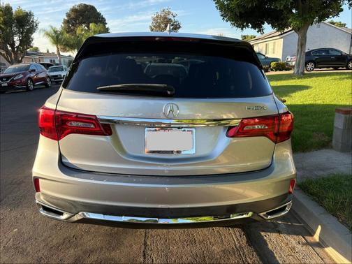 Silver 2017 Acura MDX 3.5L