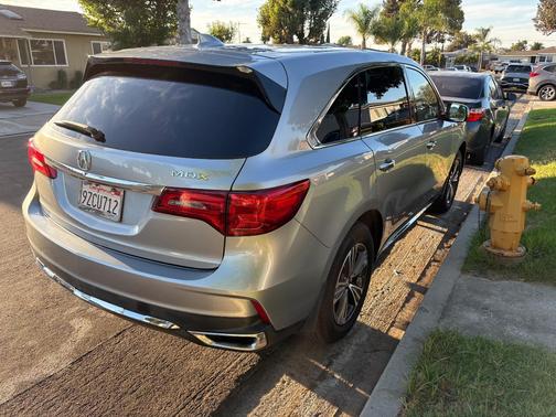 Silver 2017 Acura MDX 3.5L
