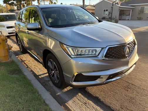 Silver 2017 Acura MDX 3.5L
