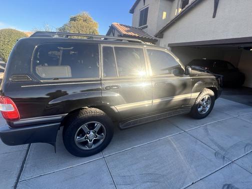 2006 Toyota Land Cruiser Base