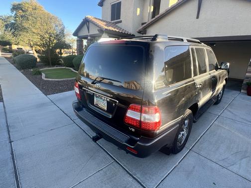 2006 Toyota Land Cruiser Base