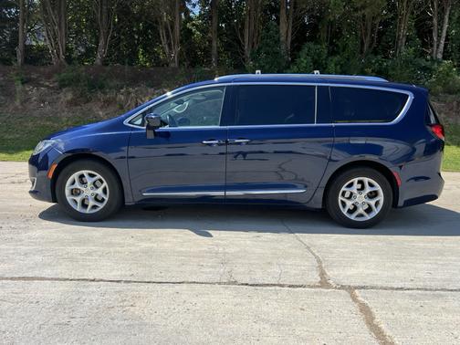 Blue 2018 Chrysler Pacifica Touring-L