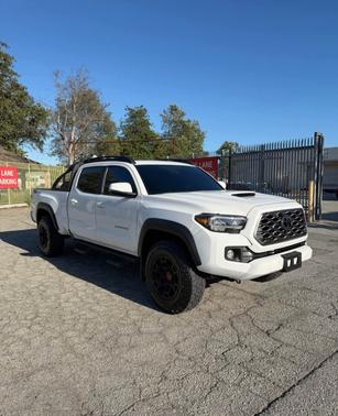 White 2022 Toyota Tacoma TRD Sport