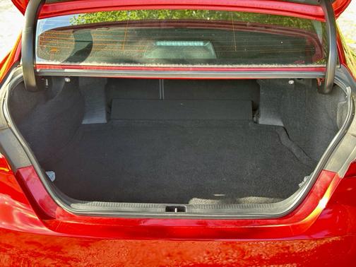 2019 Toyota Camry Hybrid SE