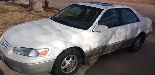 1999 Toyota Camry LE