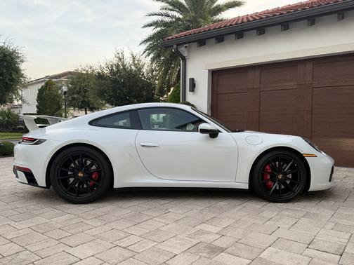White 2021 Porsche 911 911 Carrera S