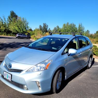 2012 Toyota Prius v Three