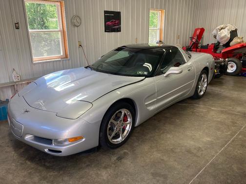 Silver 2003 Chevrolet Corvette Base