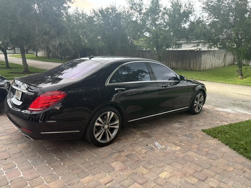 Black 2016 Mercedes-Benz S-Class S 550 4MATIC