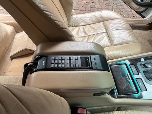 White 1995 BMW 740 iL