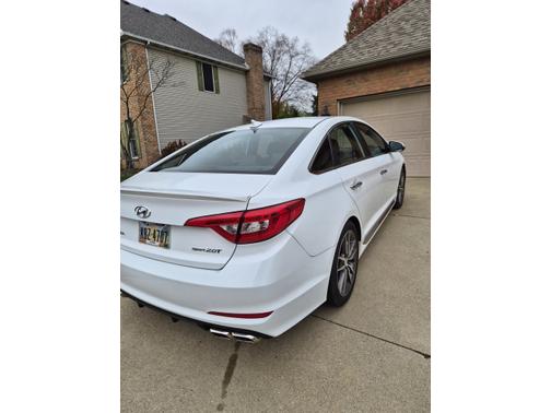 2015 Hyundai SONATA Sport 2.0T