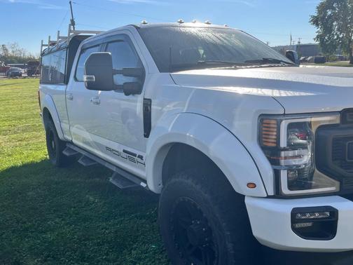 White 2021 Ford F-250 Lariat