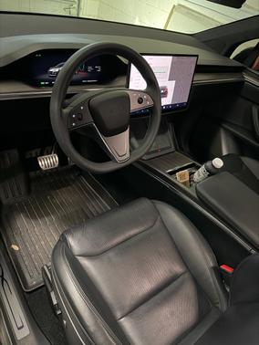 2022 Tesla Model X Long Range