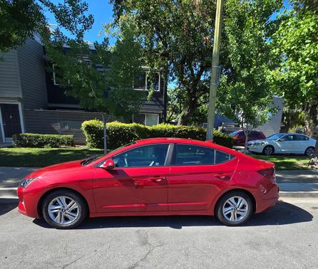 Red 2020 Hyundai ELANTRA SEL