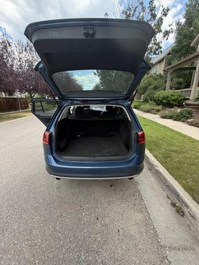 Blue 2017 Volkswagen Golf Alltrack TSI SEL