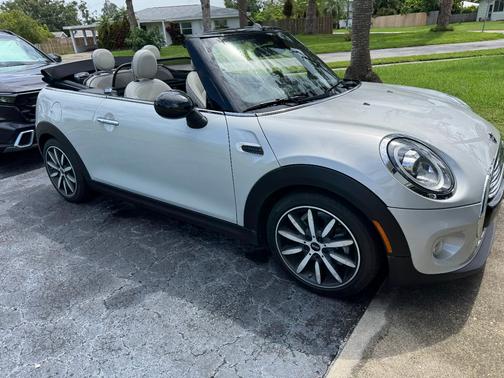 2019 MINI Convertible Cooper
